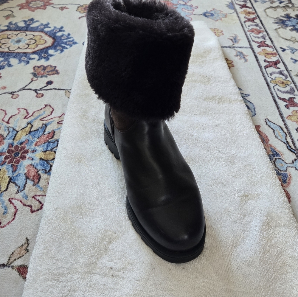 La Canadienne winter boots price is firm